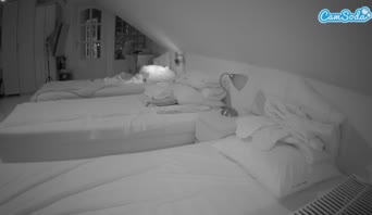 voyeurcam-julmodels-bed-3