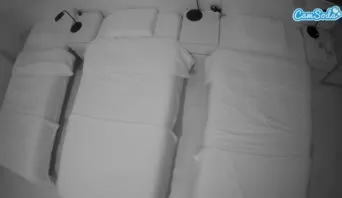 voyeurcam-julmodels-bed-5